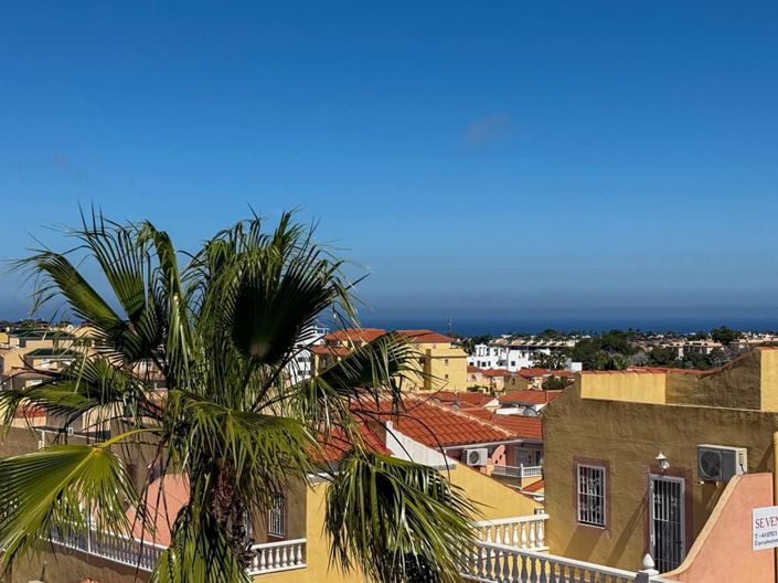 Image No.20-3 Bed Townhouse for sale