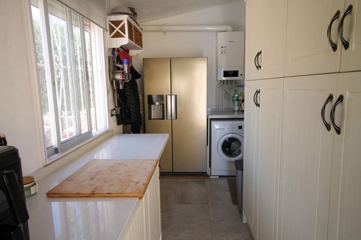 Image No.14-3 Bed Townhouse for sale