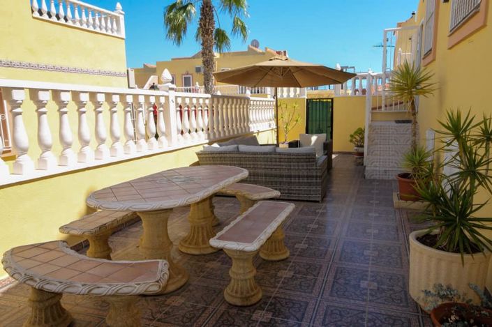 Image No.5-3 Bed Townhouse for sale