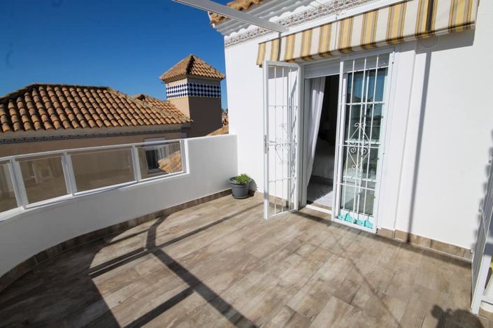Image No.22-Villa for sale
