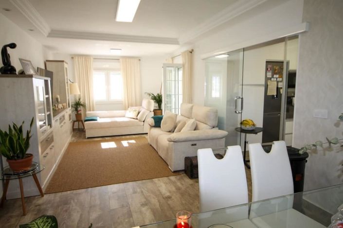 Image No.7-Villa for sale