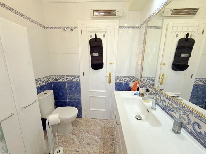 Image No.21-3 Bed Townhouse for sale