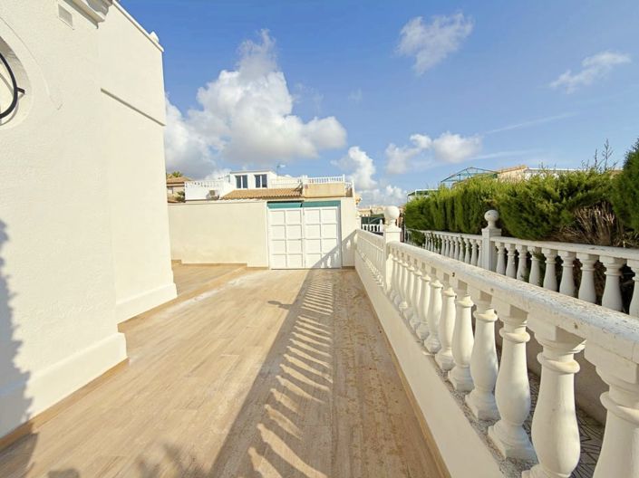 Image No.27-3 Bed Villa for sale