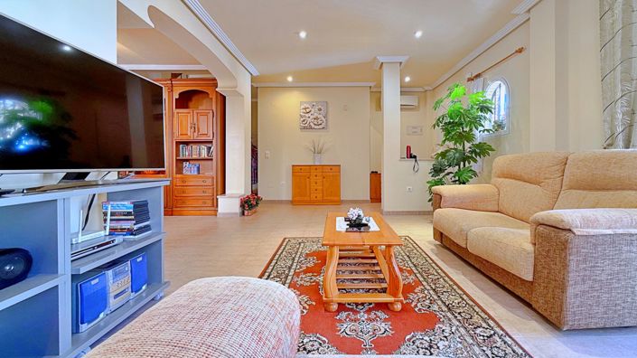 Image No.24-4 Bed Villa for sale