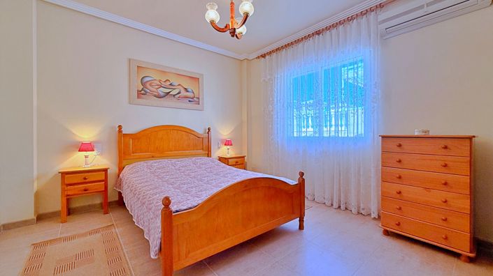 Image No.34-4 Bed Villa for sale