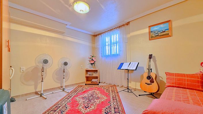 Image No.45-4 Bed Villa for sale