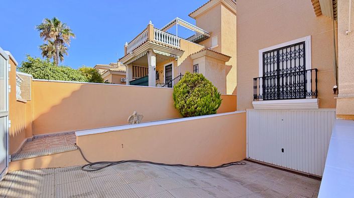 Image No.6-4 Bed Villa for sale