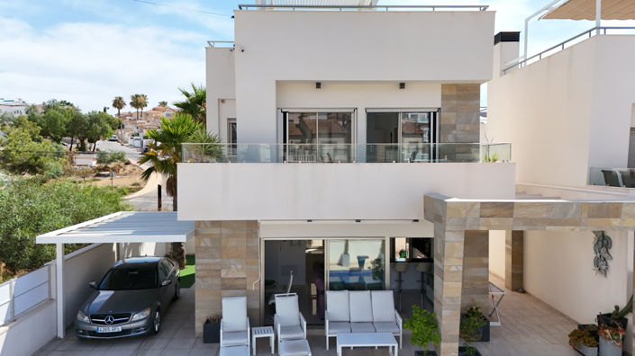 Image No.8-4 Bed Villa for sale