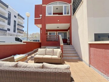 1 - Los Altos, Apartment