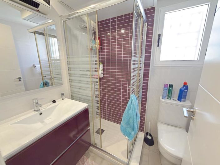 Image No.17-2 Bed Apartment for sale