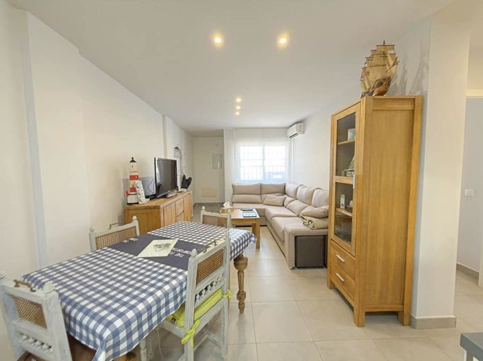 Image No.9-2 Bed Apartment for sale