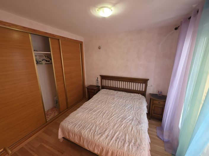 Image No.11-1 Bed Apartment for sale