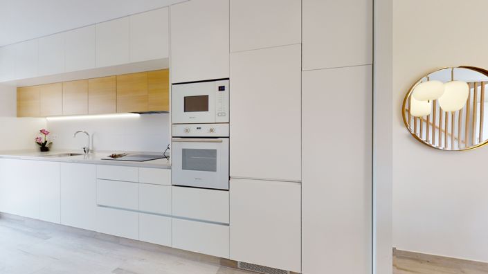 Image No.19-3 Bed House for sale