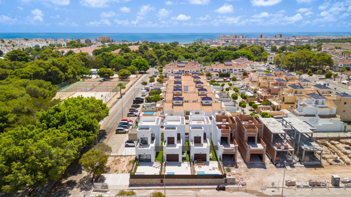 Image No.43-3 Bed Villa for sale
