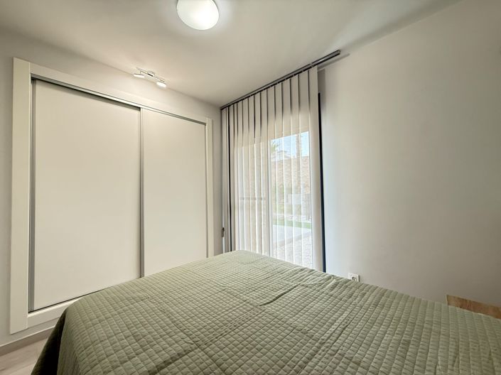 Image No.19-2 Bed Apartment for sale