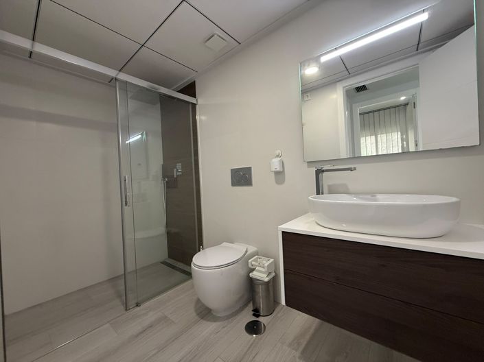 Image No.20-2 Bed Apartment for sale