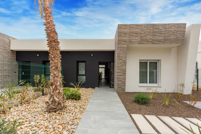 Image No.37-3 Bed House for sale