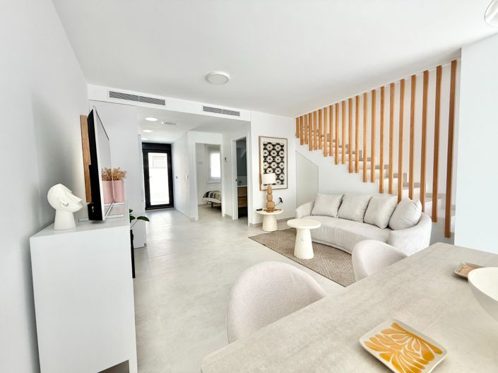 Image No.7-3 Bed Property for sale