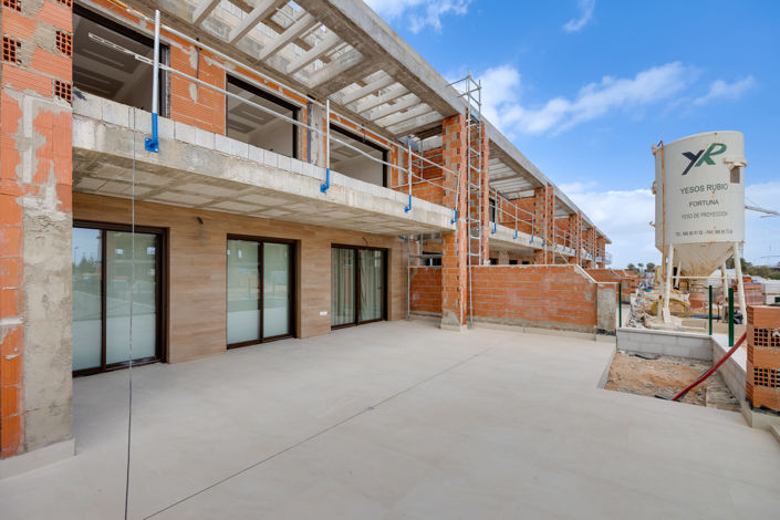 Image No.42-3 Bed Property for sale