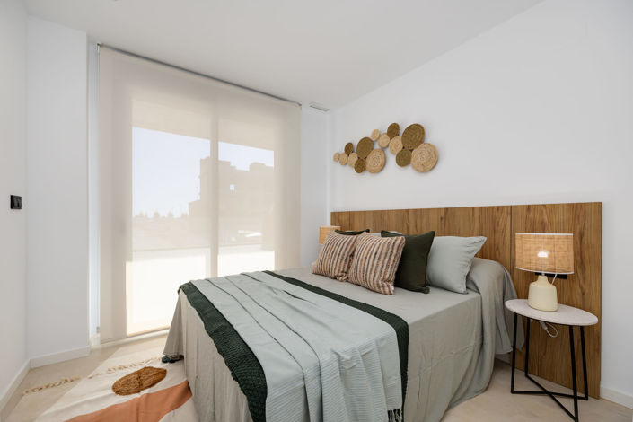 Image No.48-3 Bed Property for sale