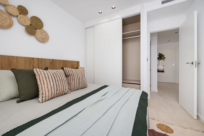 Image No.49-3 Bed Property for sale