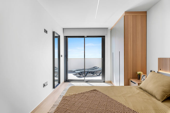 Image No.5-2 Bed Property for sale