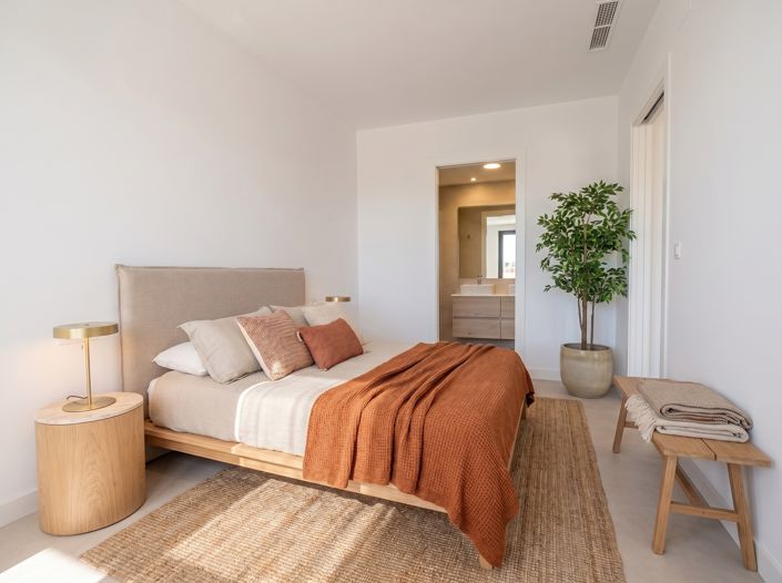 Image No.44-2 Bed Property for sale