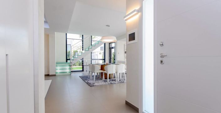 Image No.10-3 Bed Villa for sale