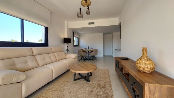 Image No.24-3 Bed Property for sale