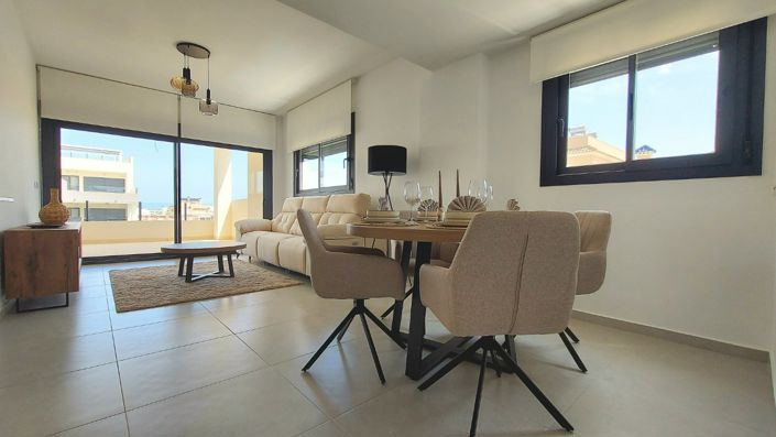 Image No.25-3 Bed Property for sale
