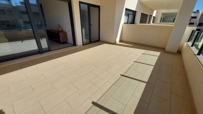 Image No.34-3 Bed Property for sale