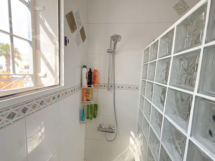 Image No.28-3 Bed Townhouse for sale