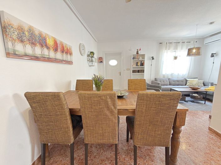 Image No.9-3 Bed Townhouse for sale