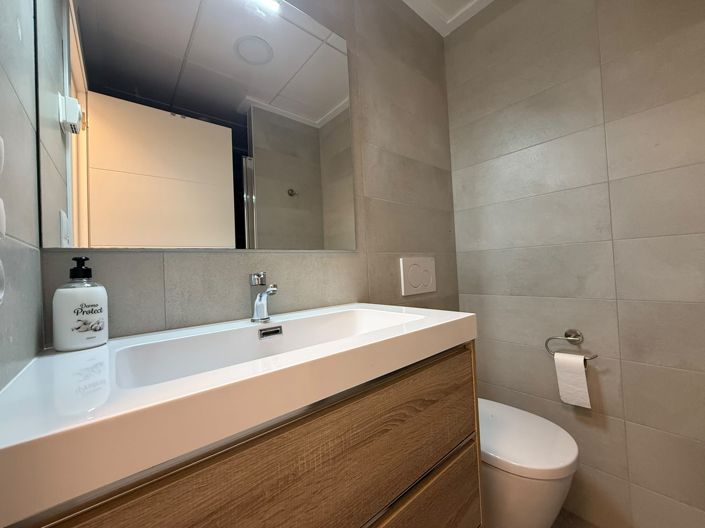 Image No.16-2 Bed Apartment for sale