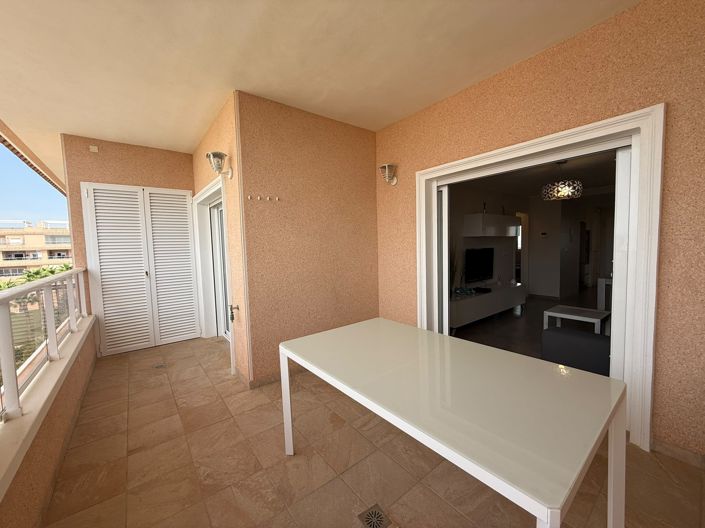 Image No.8-2 Bed Apartment for sale