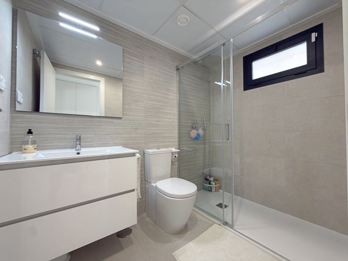Image No.13-3 Bed Apartment for sale