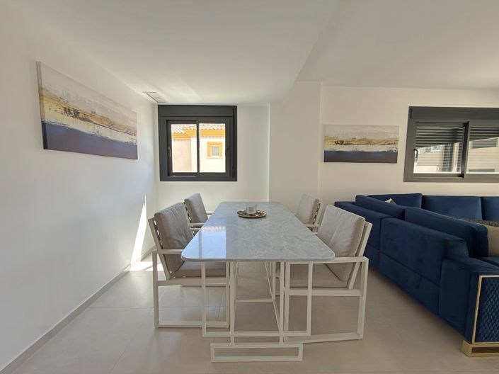 Image No.24-3 Bed Apartment for sale