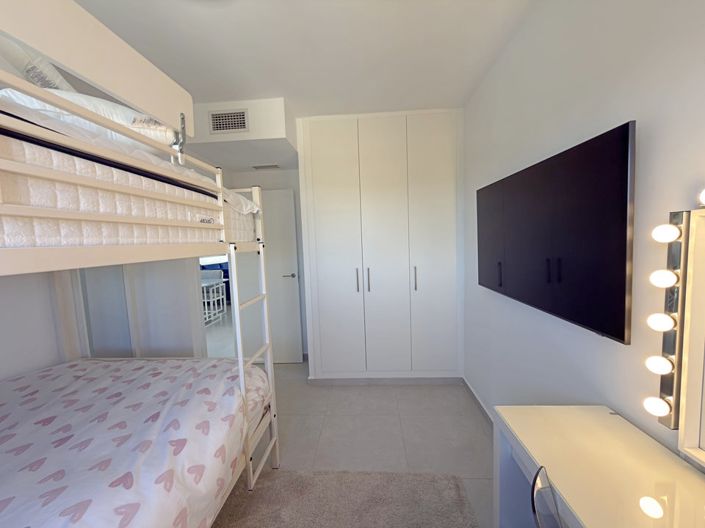 Image No.34-3 Bed Apartment for sale
