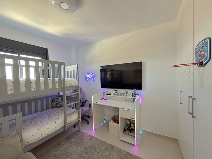 Image No.36-3 Bed Apartment for sale