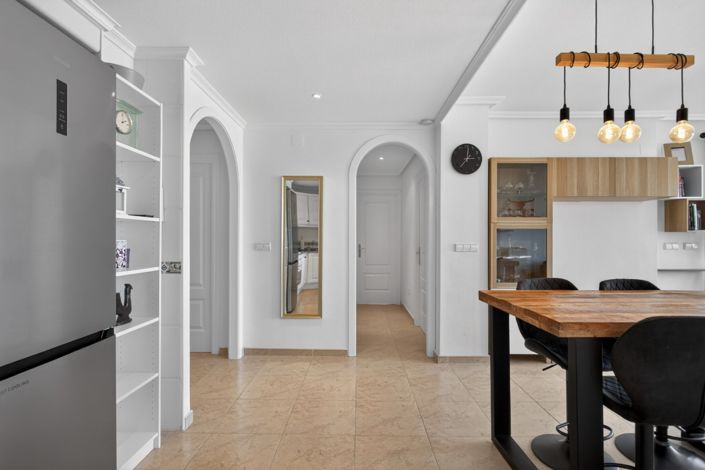 Image No.8-2 Bed Apartment for sale