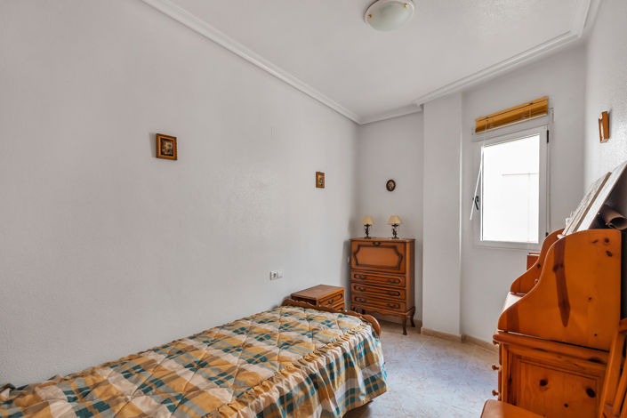 Image No.20-3 Bed Apartment for sale