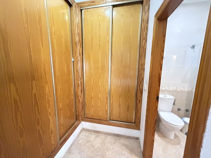 Image No.14-7 Bed Villa for sale