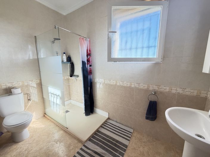 Image No.29-7 Bed Villa for sale