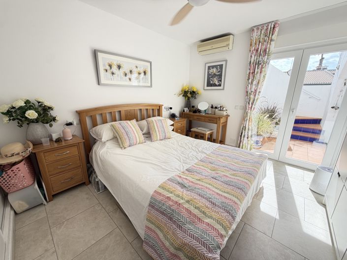 Image No.13-2 Bed Bungalow for sale