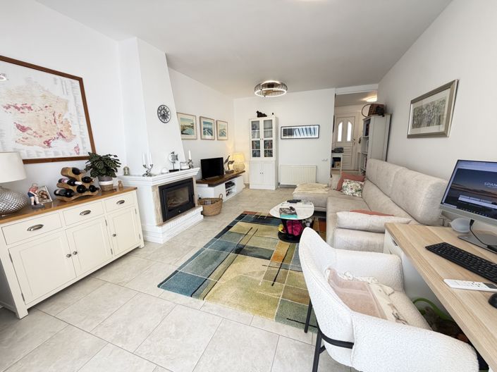 Image No.6-2 Bed Bungalow for sale
