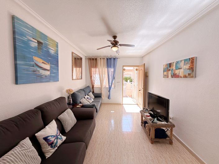 Image No.20-2 Bed Apartment for sale