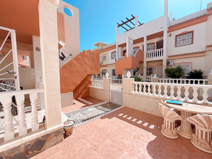 Image No.8-2 Bed Apartment for sale