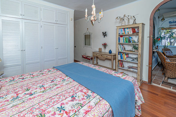 Image No.26-2 Bed Villa for sale
