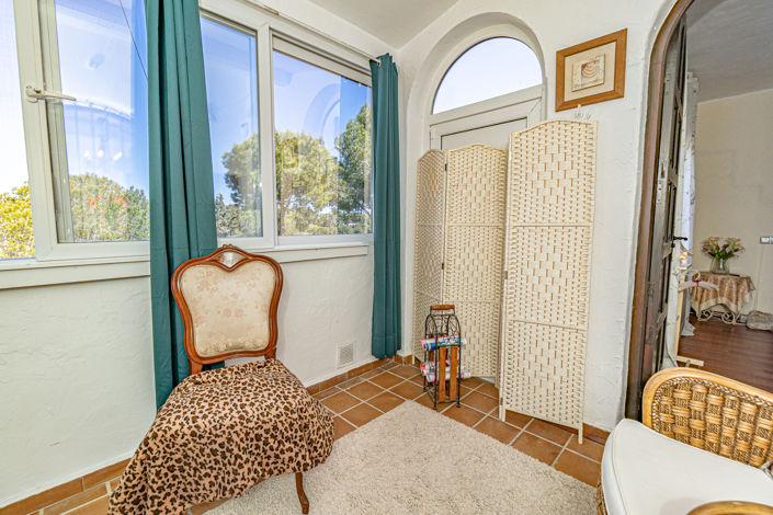 Image No.30-2 Bed Villa for sale