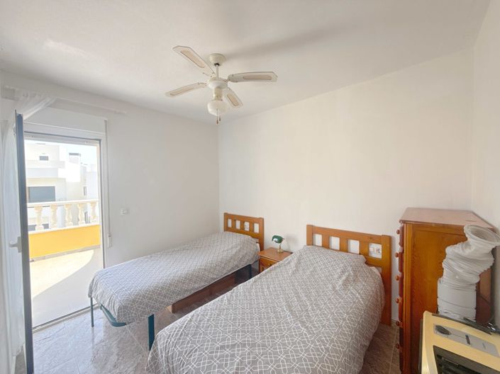Image No.11-3 Bed Townhouse for sale
